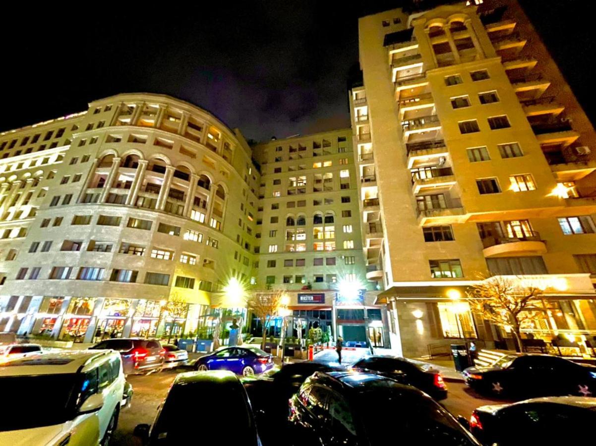Armenak Apartment 5-Комнатная エレバン エクステリア 写真