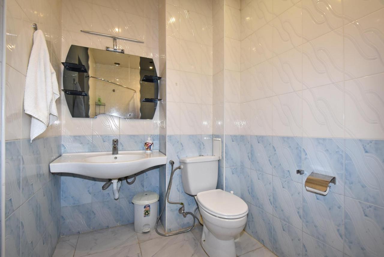 Armenak Apartment 5-Комнатная エレバン エクステリア 写真