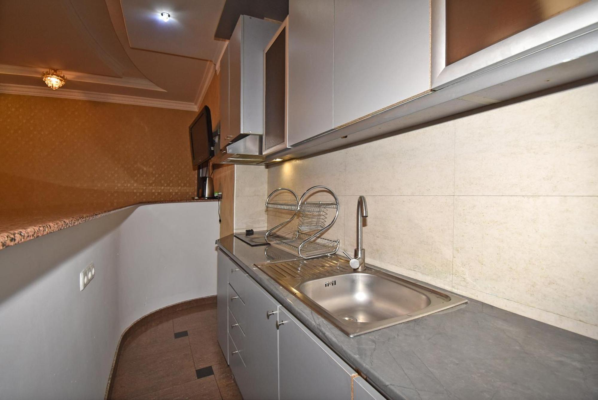 Armenak Apartment 5-Комнатная エレバン エクステリア 写真